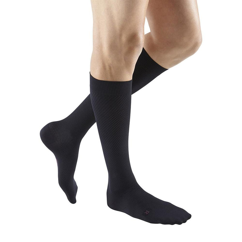 Mediven Men's Standard Calf High Socks 15-20mmHg, Black, Size VII
