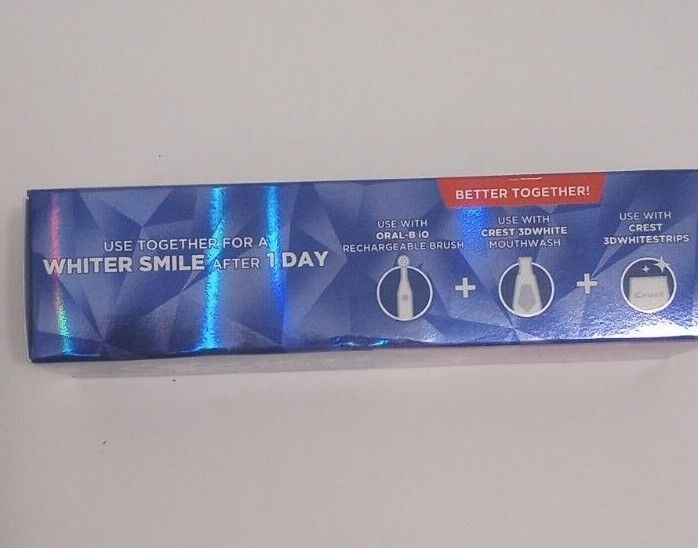 Crest 3D White Fluoride Anticavity Whitening Toothpaste, Radiant Mint, 2.4 OZ