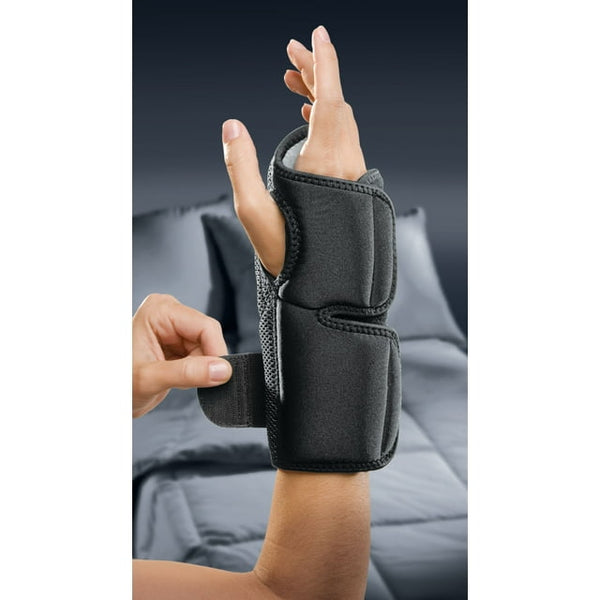 Mueller Adjustable Night Wrist Brace 6772 One Size Fits Most