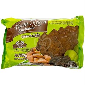 Pastel de terciopelo negro. Torta negra envinada