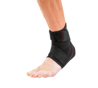 Mueller Adjustable Ankle Stabilizer Advance